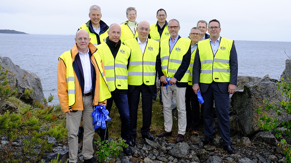 Hutchison på besök på Norvikudden utanför Nynäshamn