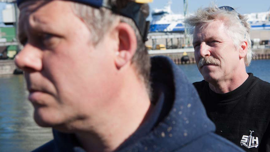 Killarna i servicegruppen på kajen.