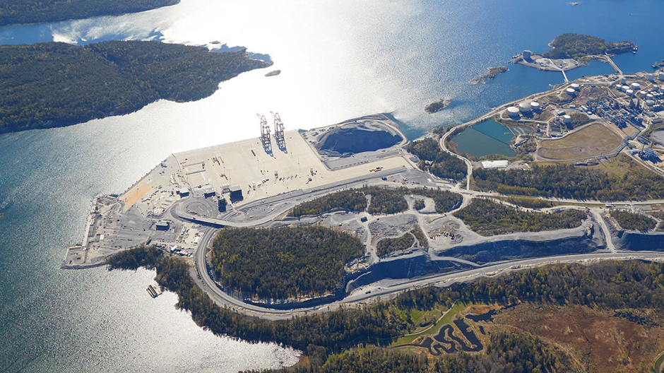 Flygbild över Stockholm Norvik Hamn i maj 2020