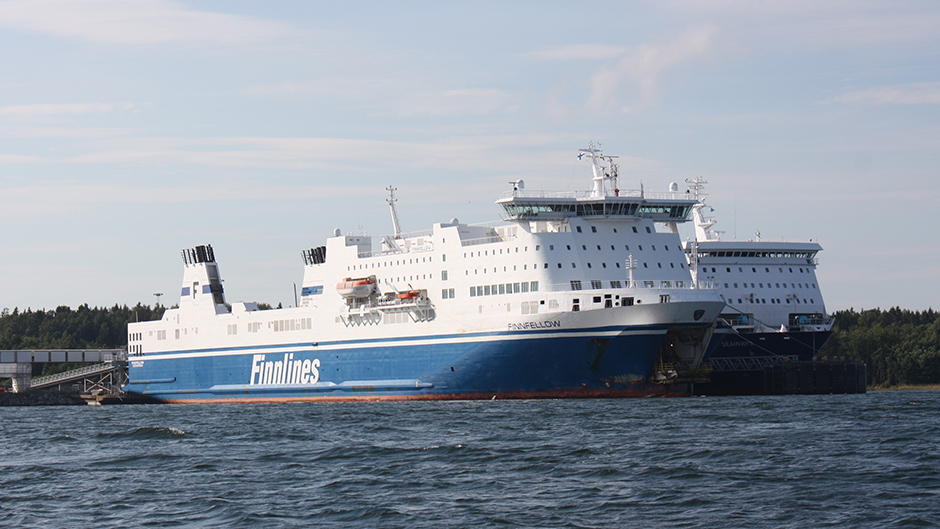 Finnlinks fartyg i Kapellskärs hamn