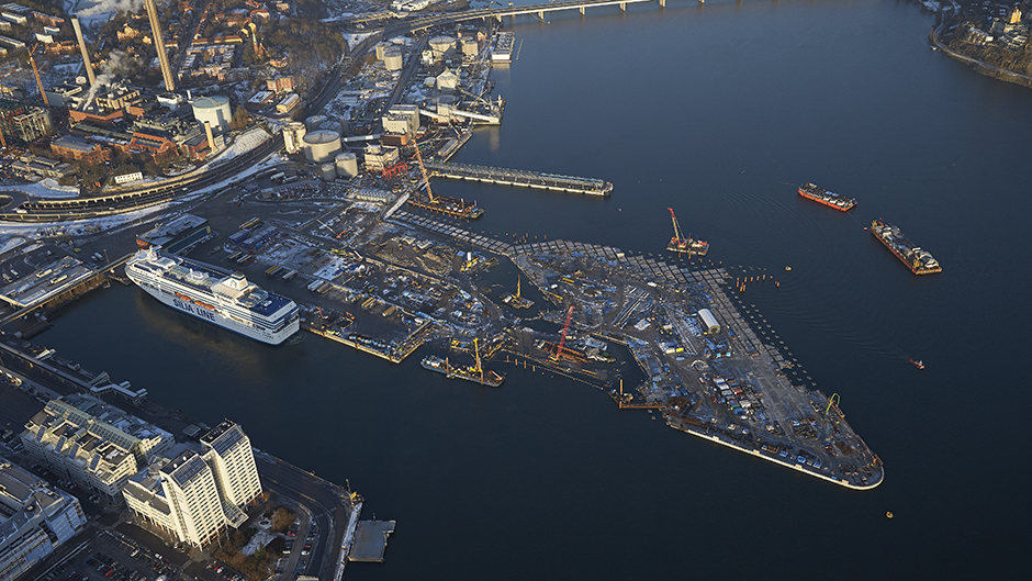Flygbild över bygget av nya Värtahamnen