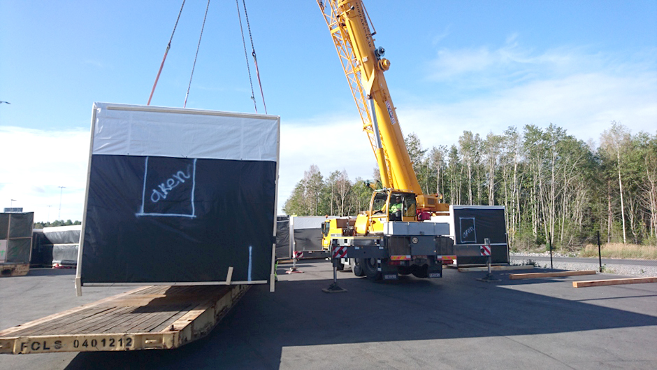 Ny reach stacker i aktion