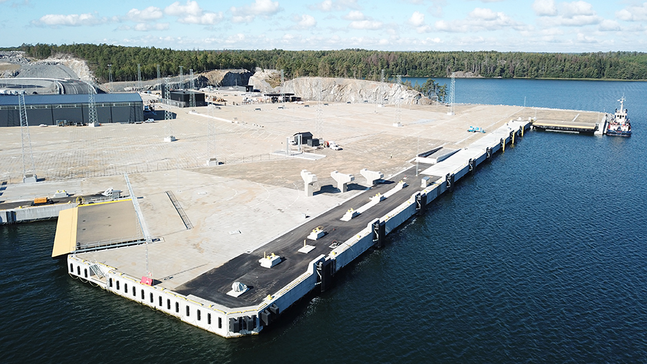 De två roro-lägena i Stockholm Norvik Hamn
