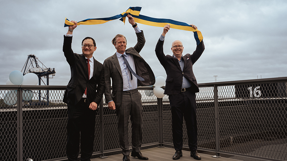 Bandklippningsceremoni i Stockholm Norvik Hamn