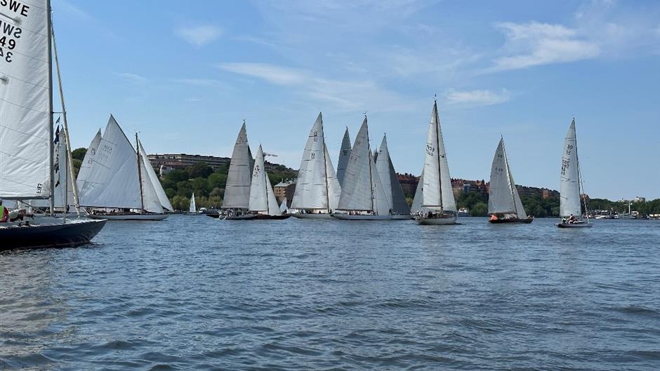 Många segelfartyg ute på Riddarfjärden